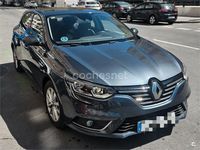 Usado Renault Mégane IV Zen 130 CV (95 kW) 2017 Gris / plata Berlina