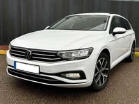 Usado VW Passat Executive 150 CV (110 kW) 2022 Blanco Familiar