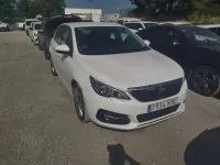 Usado Peugeot 308 Business-Line 130 CV (95 kW) 2018 Blanco Berlina