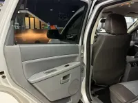 Usado Jeep Grand Cherokee Laredo 218 CV (160 kW) 2007 Gris SUV