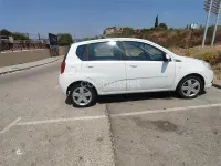 Usado Chevrolet Aveo LT 101 CV (74 kW) 2010 Blanco Berlina