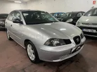 Usado Seat Ibiza 75 CV (55 kW) 2005 Gris / plata Utilitario
