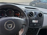 Usado Dacia Logan Ambiance 75 CV (55 kW) 2014 Gris / plata Berlina