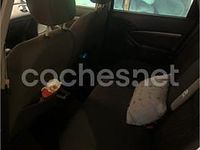 Usado Ford Focus Trend 100 CV (73 kW) 2002 Azul Berlina