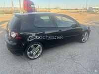 Usado VW Golf V Sportline 140 CV (102 kW) 2007 Negro Berlina