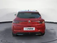 Usado Renault Mégane IV Zen 160 CV (117 kW) 2021 Rojo Berlina