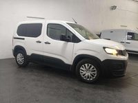 Usado Peugeot Rifter Active 102 CV (75 kW) 2021 Blanco Monovolumen