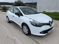 Usado Renault Clio III Collection 75 CV (55 kW) 2013 Blanco Berlina
