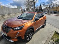 Usado Peugeot 2008 Allure 130 CV (95 kW) 2023 Naranja SUV
