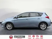 Usado Toyota Auris Active 132 CV (97 kW) 2013 Azul Utilitario