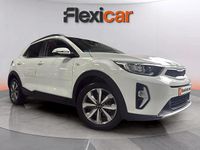 Usado Kia Stonic 101 CV (74 kW) 2022 Blanco SUV
