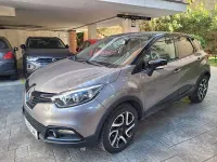 Usado Renault Captur Intens 120 CV (88 kW) 2016 Beige SUV
