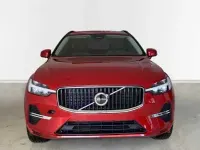 Usado Volvo XC60 Core 197 CV (144 kW) 2025 Rojo SUV