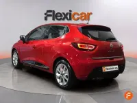 Usado Renault Clio Zen 90 CV (66 kW) 2017 Rojo
