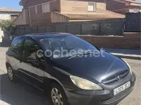 Usado Peugeot 307 110 CV (80 kW) 2005 Negro Berlina