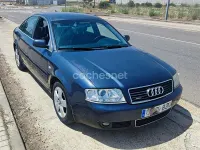 Usado Audi A6 180 CV (132 kW) 2002 Azul Berlina