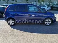 Usado Opel Meriva Cosmo 100 CV (73 kW) 2004 Azul Monovolumen