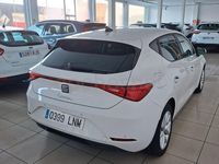 Usado Seat Leon Style 115 CV (84 kW) 2021 Blanco Berlina
