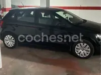 Usado VW Polo Advance 90 CV (66 kW) 2011 Negro Utilitario