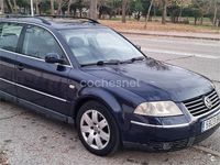 Usado VW Passat Trendline 115 CV (84 kW) 2001 Azul Familiar