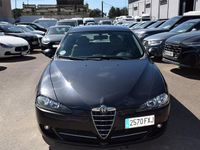 Usado Alfa Romeo 147 Distinctive 120 CV (88 kW) 2007 Negro Utilitario
