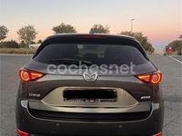 Usado Mazda CX-5 Luxury 150 CV (110 kW) 2017 Gris / plata SUV