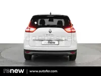 Usado Renault Grand Scénic IV Zen 140 CV (102 kW) 2022 Blanco Monovolumen