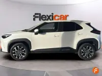 Usado Toyota Yaris Cross Active 116 CV (85 kW) 2022 Blanco SUV