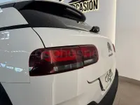 Usado Citroën C4 Cactus Live 102 CV (75 kW) 2019 Blanco Utilitario