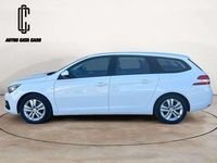 Usado Peugeot 308 SW Active 131 CV (96 kW) 2021 Blanco Familiar