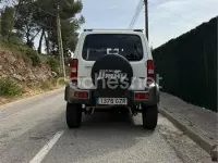 Usado Suzuki Jimny 85 CV (62 kW) 2011 Blanco SUV