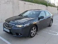 Usado Honda Accord Luxury 150 CV (110 kW) 2012 Gris / plata Berlina