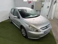 Usado Peugeot 307 110 CV (80 kW) 2005 Gris / plata Berlina
