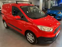 Usado Ford Transit Courier Trend 102 CV (75 kW) 2017 Rojo Van