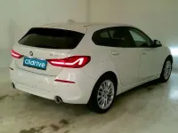 Usado BMW 118 Performance 150 CV (110 kW) 2021 Amarillo Utilitario