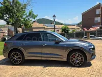 Usado Audi Q8 S-line plus 462 CV (339 kW) 2022 Gris / plata SUV