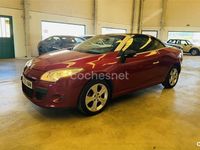 Usado Renault Mégane Cabriolet Dynamique 110 CV (80 kW) 2010 Granate Descapotable