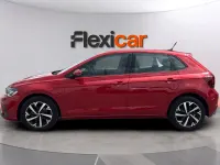 Usado VW Polo Life 95 CV (69 kW) 2022 Granate Utilitario