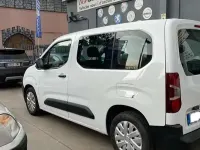 Usado Citroën Berlingo Live 76 CV (55 kW) 2020 Amarillo Monovolumen