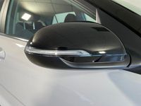 Usado Kia Stonic 100 CV (73 kW) 2024 Blanco SUV