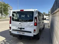 Usado Renault Trafic LIMITED 120 CV (88 kW) 2020 Blanco Monovolumen