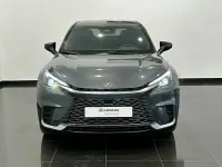 Usado Lexus LBX 136 CV (100 kW) 2024 Gris / plata SUV