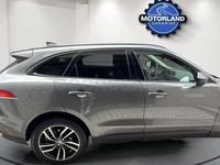 Usado Jaguar F-Pace Pure 180 CV (132 kW) 2018 Gris / plata SUV