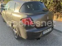 Usado Seat Toledo Sport 140 CV (102 kW) 2005 Negro Utilitario