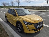 Usado Peugeot 208 GT-line 130 CV (95 kW) 2020 Amarillo Utilitario