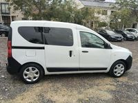 Usado Dacia Dokker Essentiel 102 CV (75 kW) 2019 Blanco Monovolumen