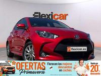 Usado Toyota Yaris Hybrid Business Edition 116 CV (85 kW) 2022 Burdeos Utilitario