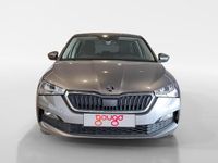 Usado Skoda Scala Ambition 95 CV (69 kW) 2024 Gris / plata Utilitario