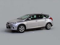 Usado Ford Focus Trend 105 CV (77 kW) 2011 Plateado Utilitario