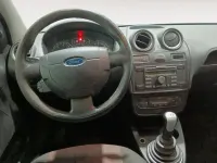 Usado Ford Fiesta Futura 90 CV (66 kW) 2008 Negro Utilitario